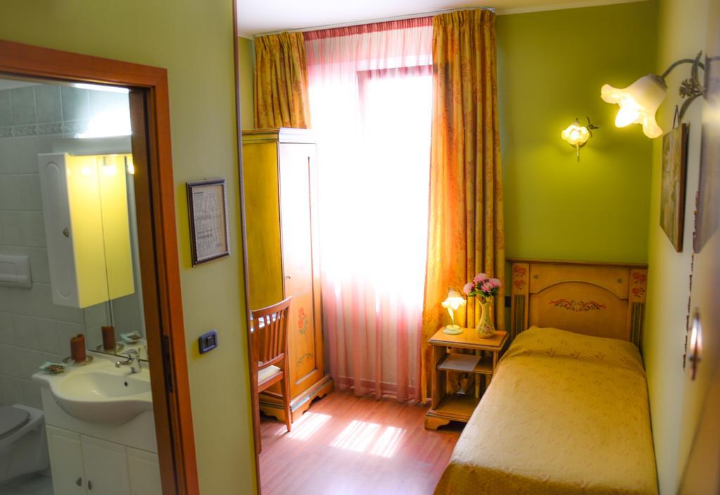 Hotel All'Antico Guerriero 卡多涅赫 外观 照片