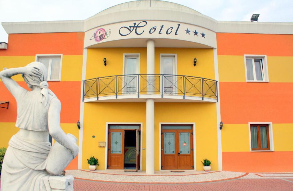 Hotel All'Antico Guerriero 卡多涅赫 外观 照片